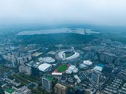 西媒：皇马今年进欧冠8强多踢了4场比赛，弗爷破