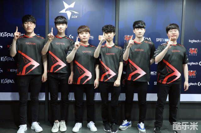 锻炼舞台 锻炼舞台